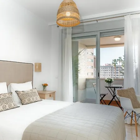 Precioso En Maria Zambrano Appartement