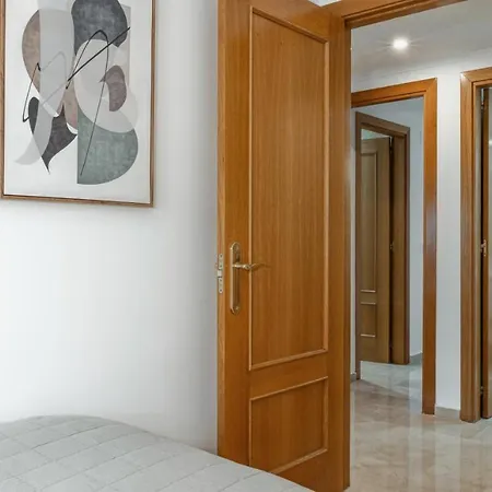 Precioso En Maria Zambrano Appartement